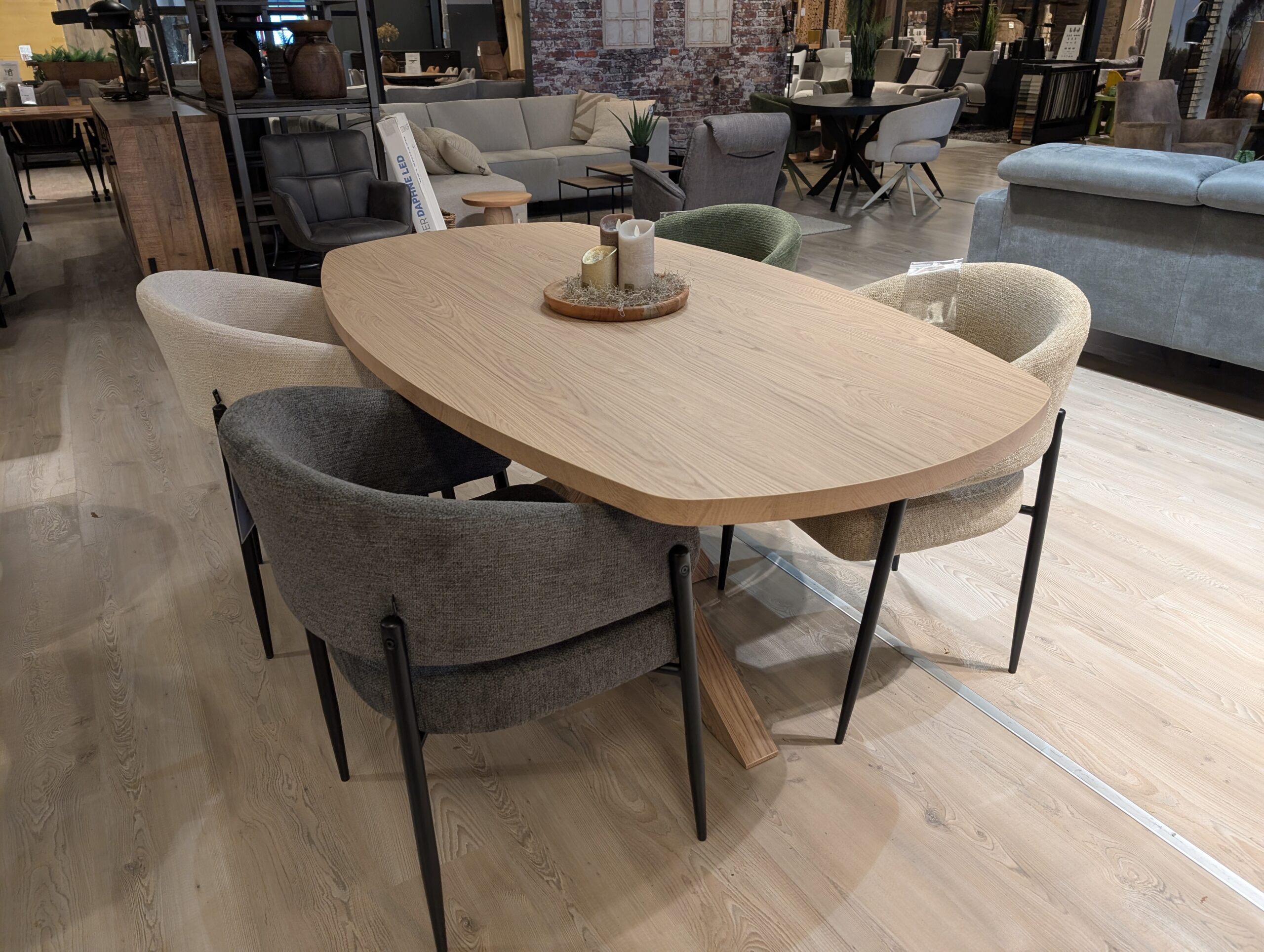 PXL_20251222_123818214